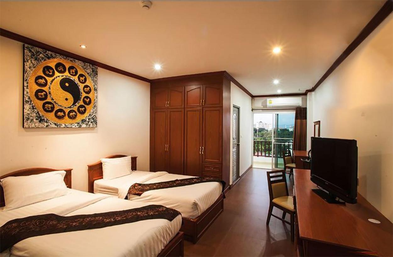 V Residence Hotel Chiang Mai Extérieur photo