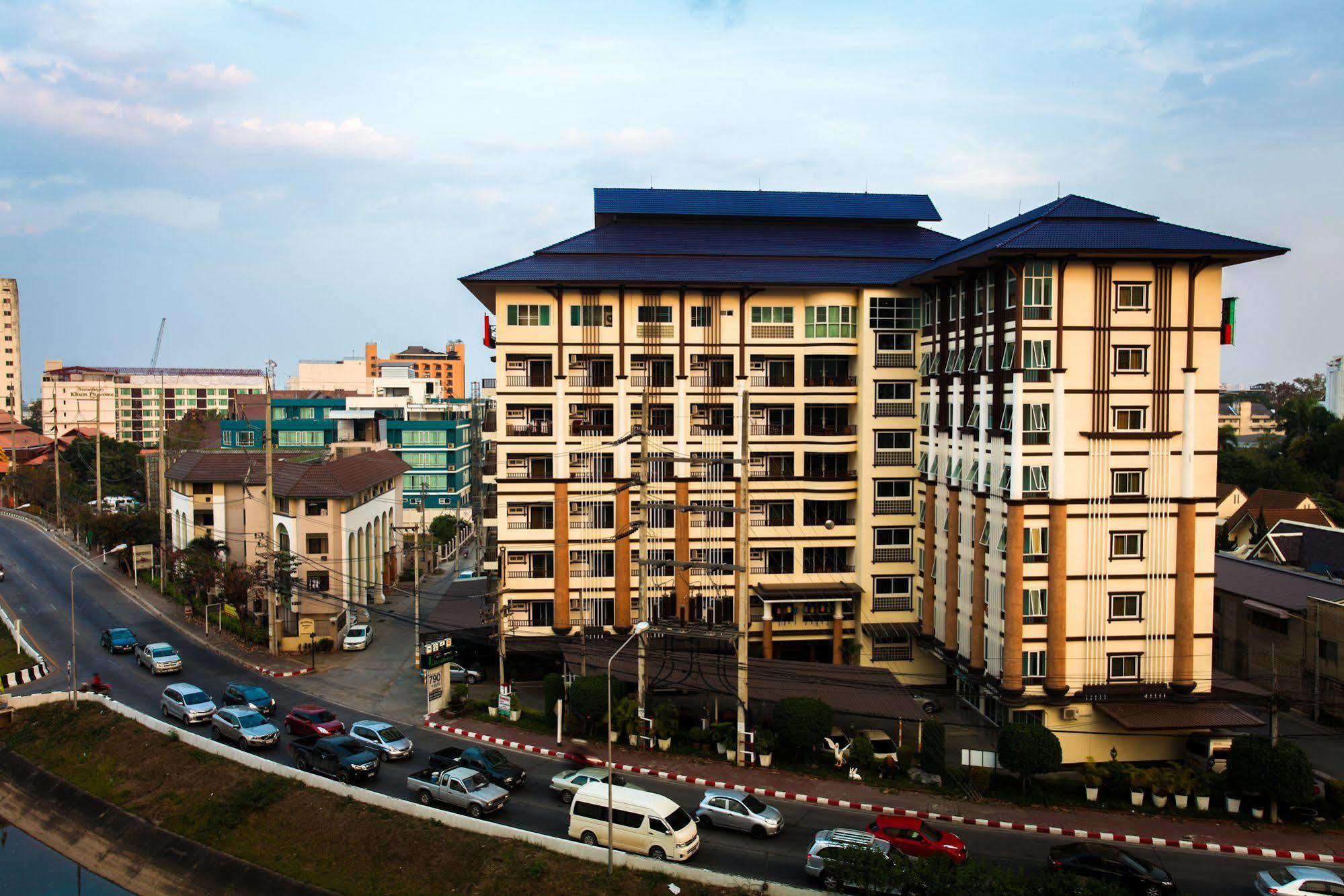 V Residence Hotel Chiang Mai Extérieur photo