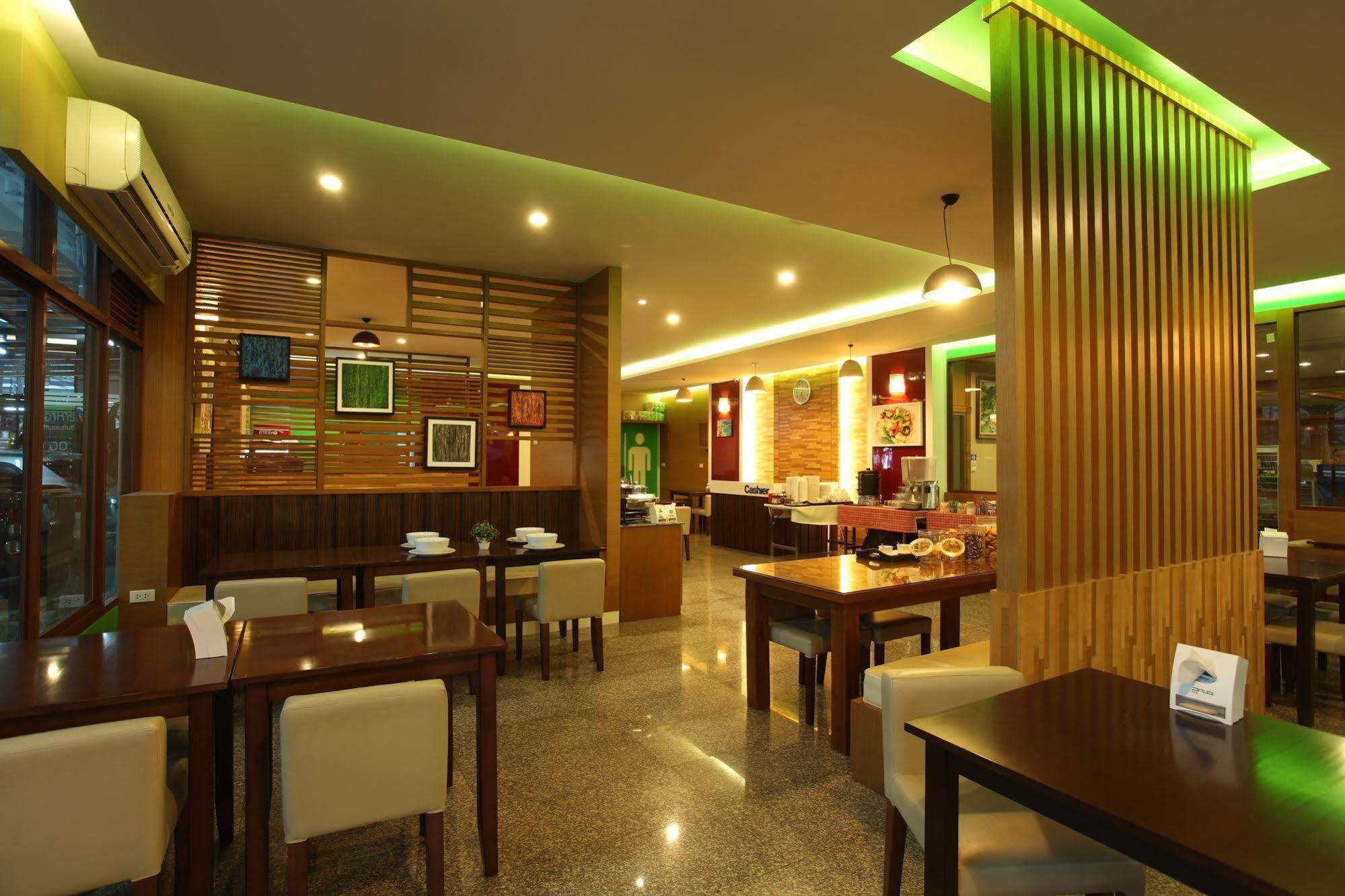 V Residence Hotel Chiang Mai Extérieur photo