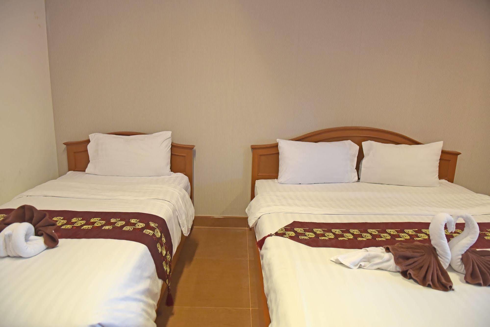 V Residence Hotel Chiang Mai Extérieur photo