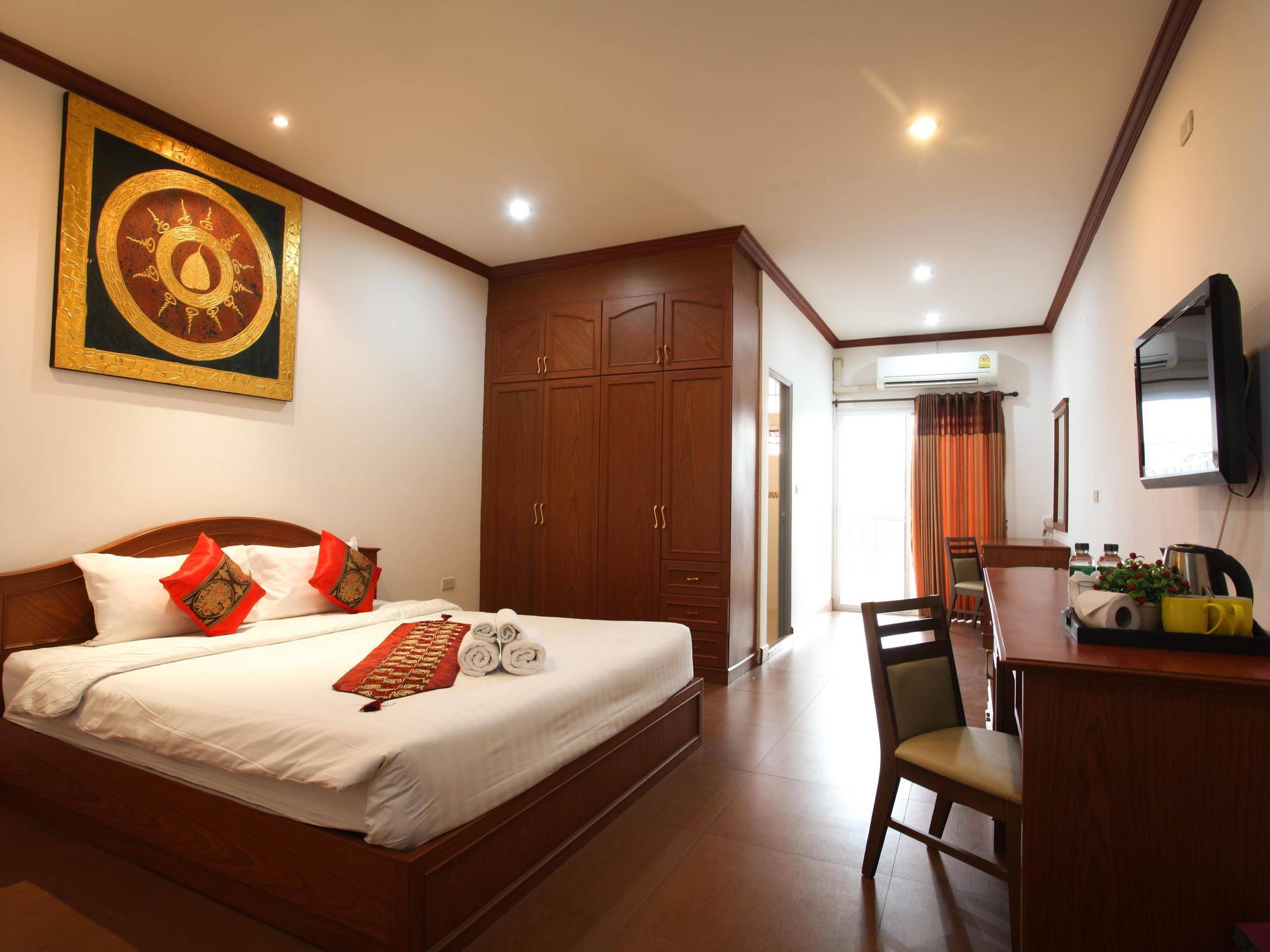 V Residence Hotel Chiang Mai Extérieur photo